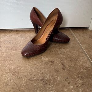 ANTONIO MELANI Dark Brown Woven Leather Pointed-Toe Heels